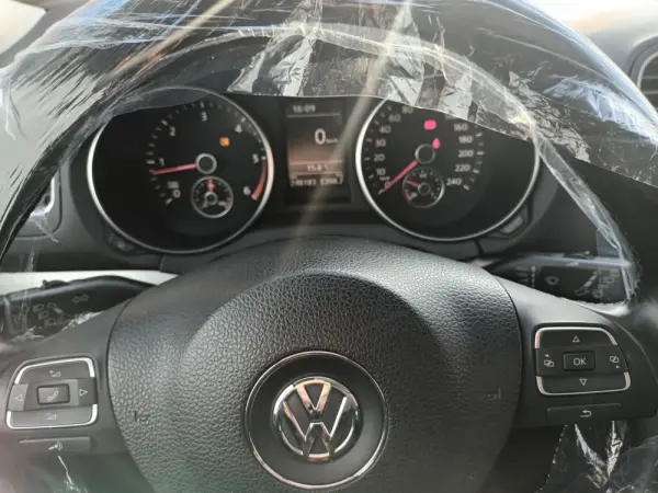 Volkswagen Golf Variant 1.6 TDi Highline 14