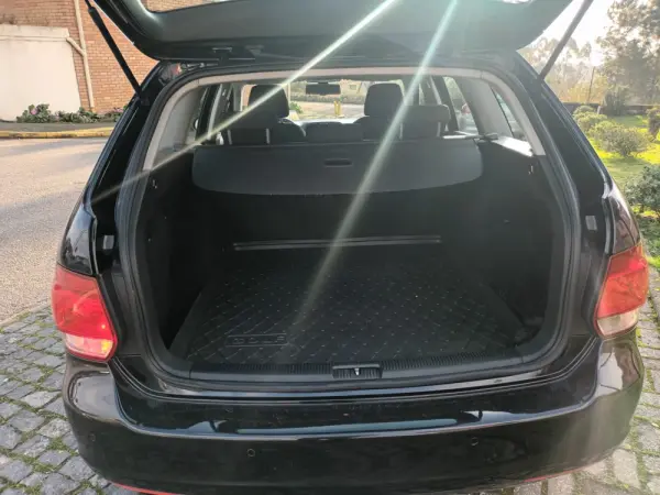 Volkswagen Golf Variant 1.6 TDi Highline 17