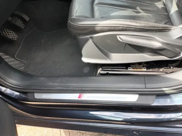 Audi A4 Avant 2.0 TDi Business Line S-line 23