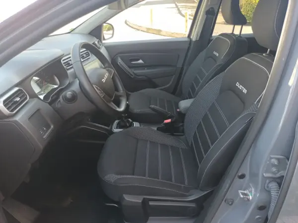 Dacia Duster 1.0 TCe Journey 11