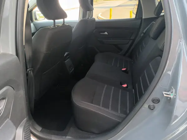 Dacia Duster 1.0 TCe Journey 19