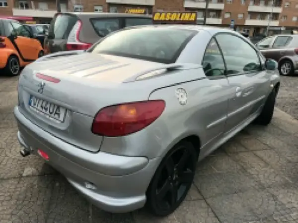 Peugeot 206 CC 2.0 5