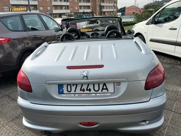 Peugeot 206 CC 2.0 7