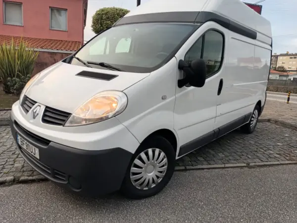 Renault Trafic 2.0 dCi L2H2 1.2T90 2