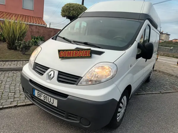 Renault Trafic 2.0 dCi L2H2 1.2T90 6