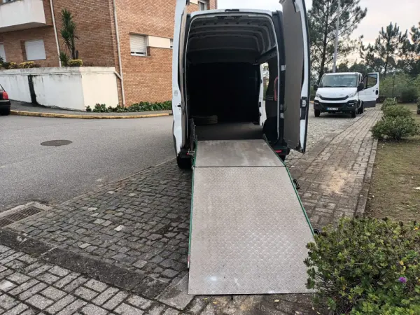 Renault Trafic 2.0 dCi L2H2 1.2T90 12