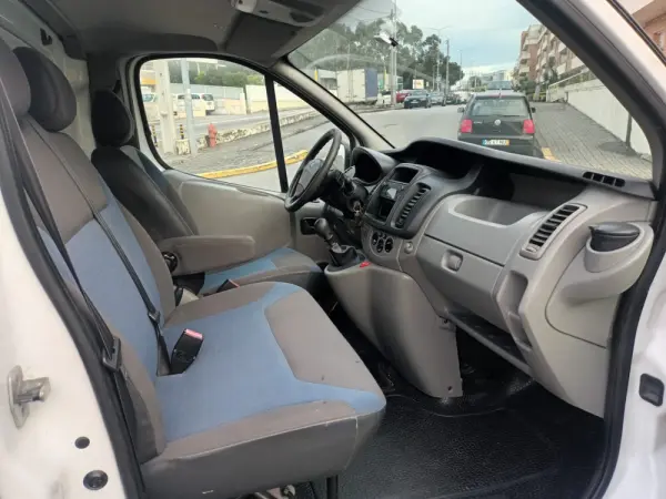 Renault Trafic 2.0 dCi L2H2 1.2T90 16