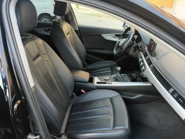 Audi A4 Avant 2.0 TDI Advance 11