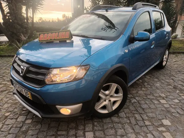 Dacia Sandero 0.9 TCe Stepway 4