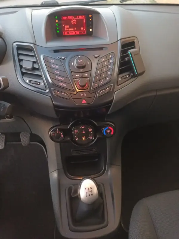 Ford Fiesta 1.4 TDCI Trend 15