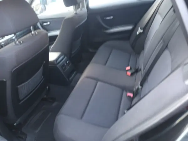 BMW 320 d Navigation 9