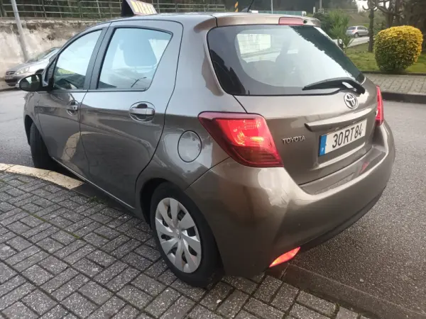 Toyota Yaris 1.4 D-4D ACtive 5