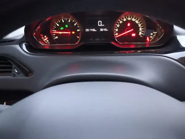 Peugeot 208 1.2 PureTech Active 17