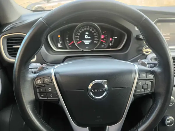 Volvo V40 Cross Country 2.0 D3 Geartronic 13