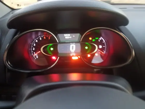 Renault Clio 1.2 Zen 13