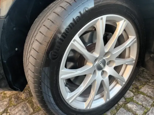 Audi A4 Avant 2.0 TDI Advance 21