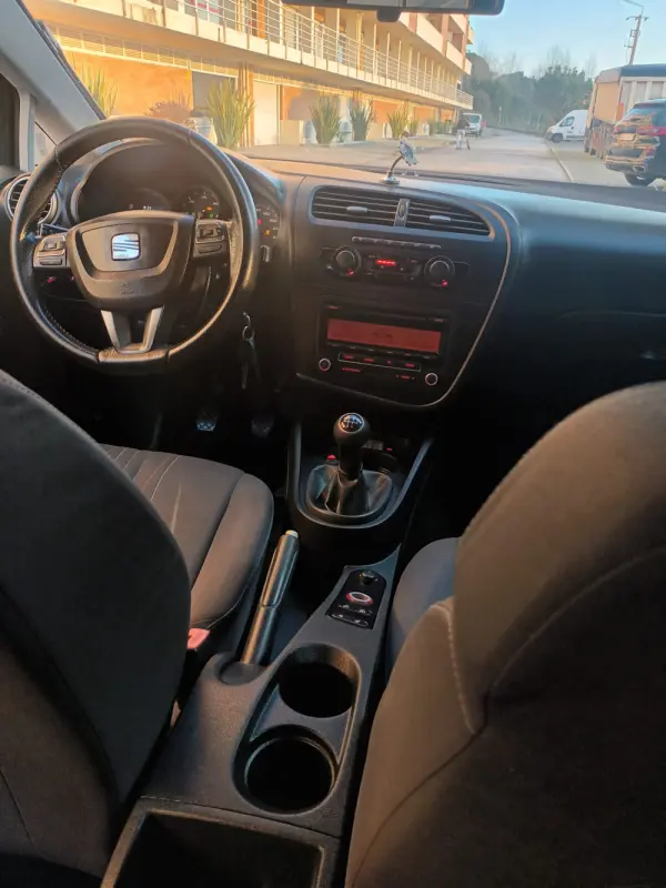 SEAT Leon 1.6 TDI Reference 7