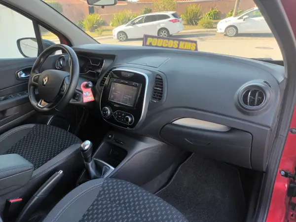 Renault Captur 1.0 TCe Exclusive 15