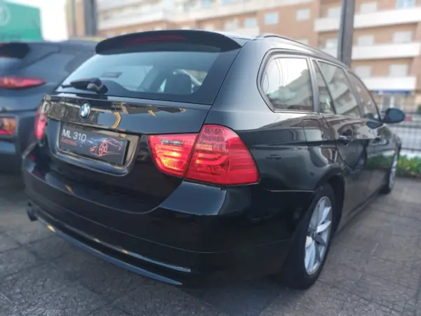 BMW 320 d Navigation 6