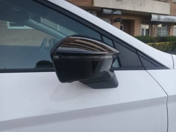 SEAT Leon 1.6 TDI Style Ecomotive 8