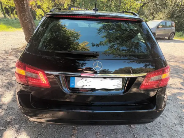 Mercedes-Benz E 200 BlueTEC Avantgarde Auto 4