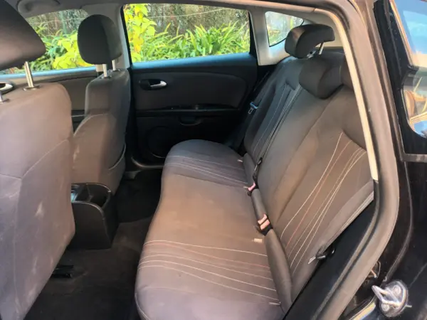 SEAT Leon 1.6 TDI Reference 13