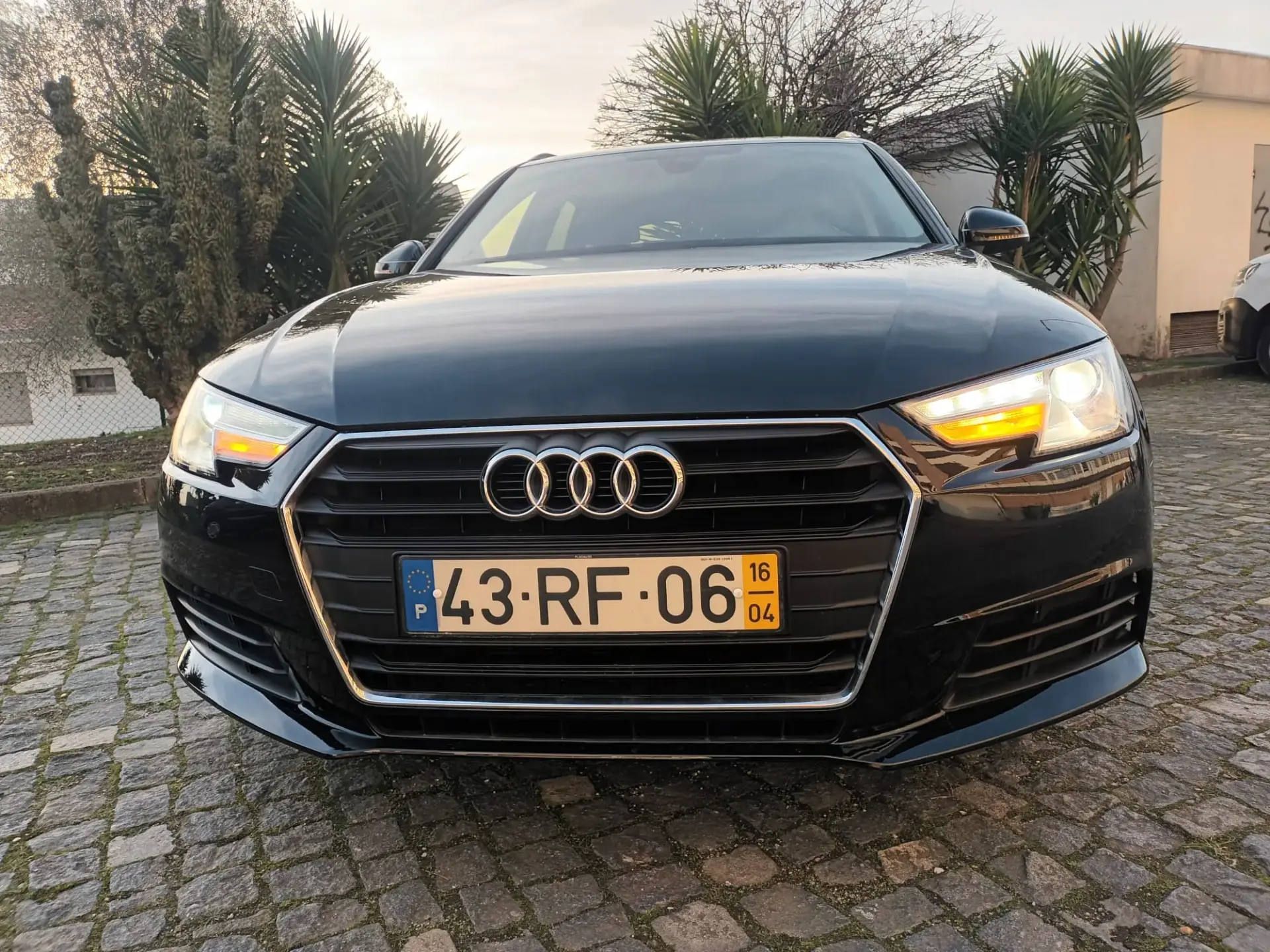Audi A4 Avant 2.0 TDI Advance 5