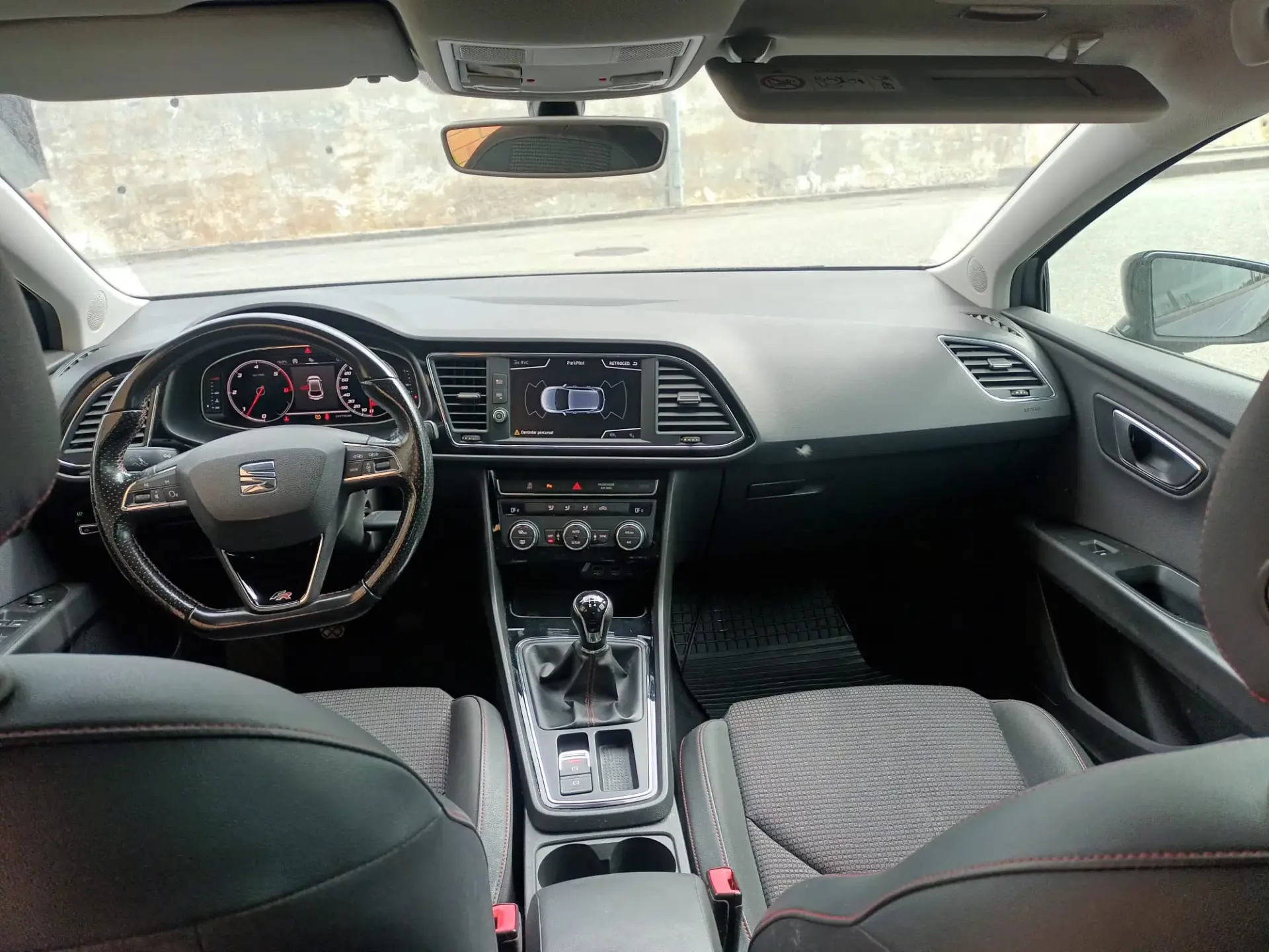 SEAT Leon 1.6 TDI FR S/S 8