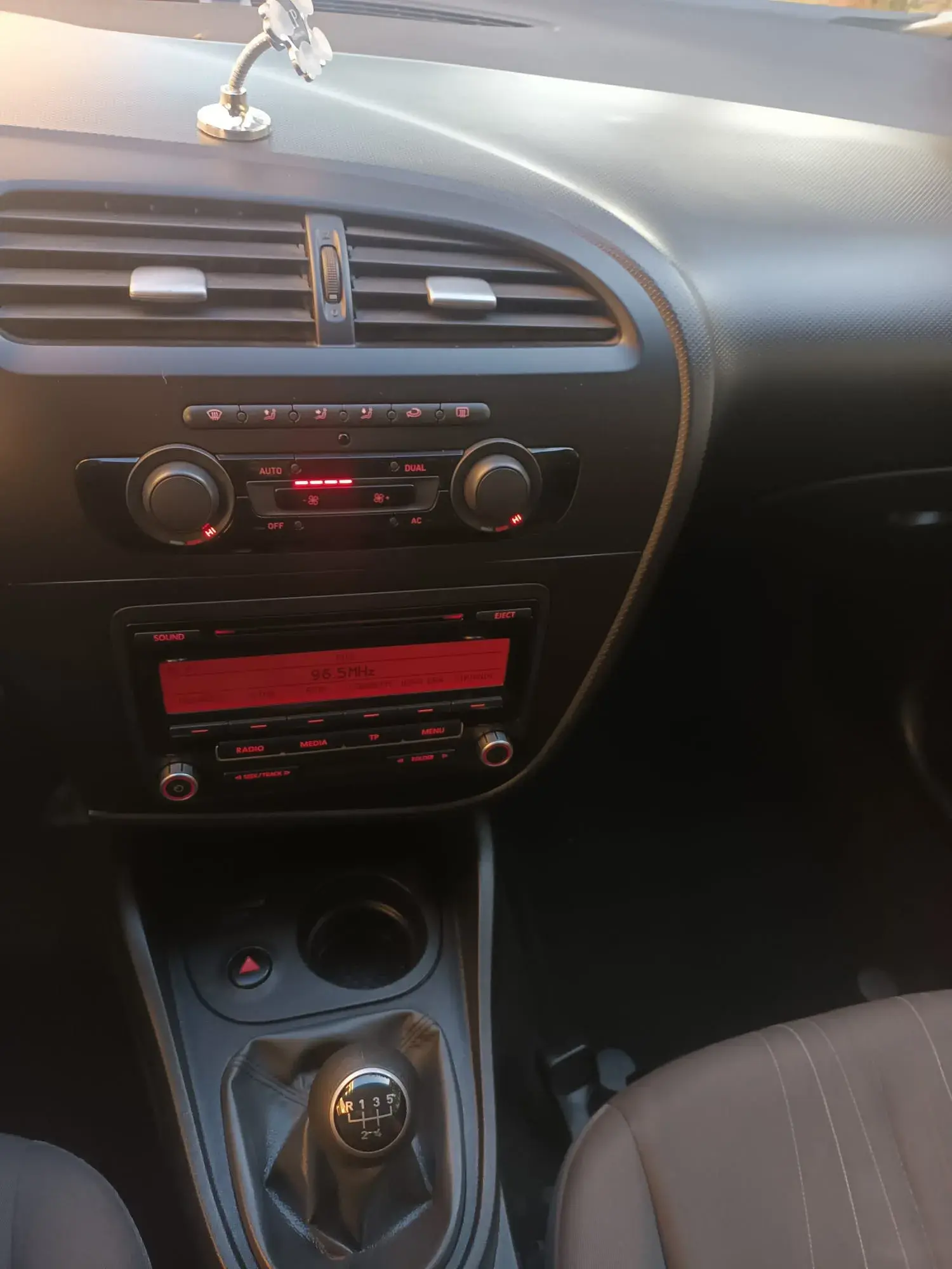 SEAT Leon 1.6 TDi Reference 13