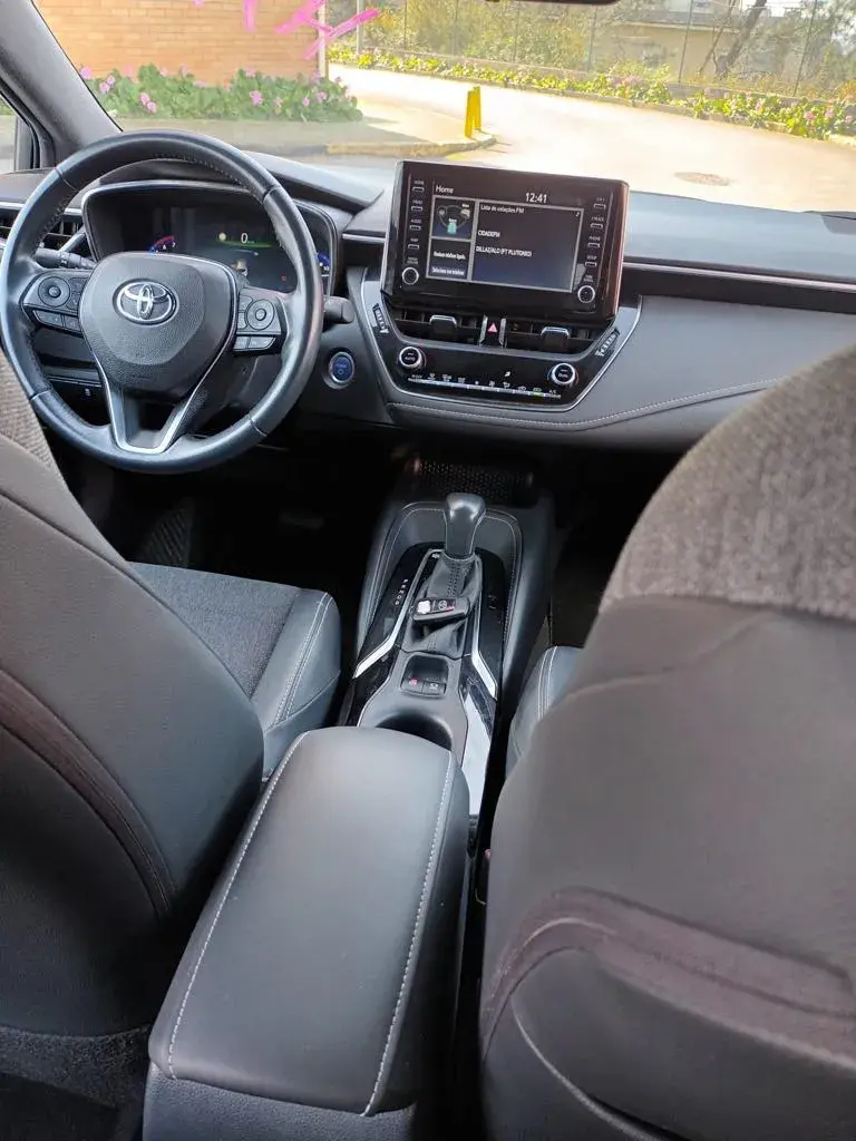 Toyota Corolla 1.8 Hybrid Comfort 13