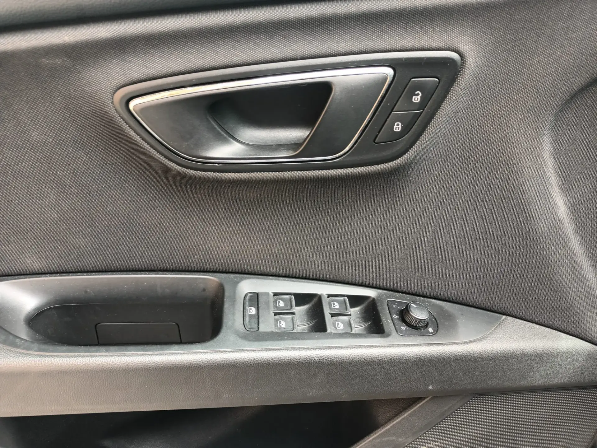 SEAT Leon 1.6 TDI FR S/S 18