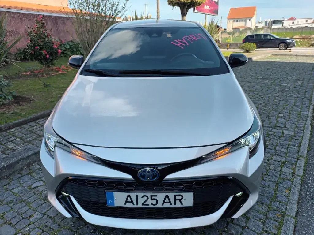 Toyota Corolla 1.8 Hybrid Comfort 3