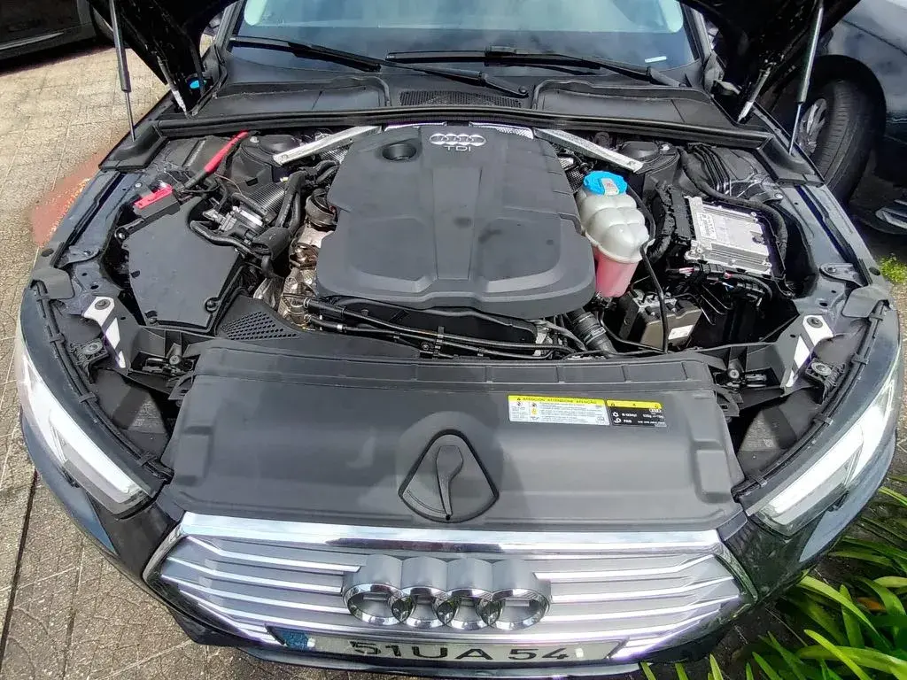 Audi A4 Avant 2.0 TDi Business Line S-line 33