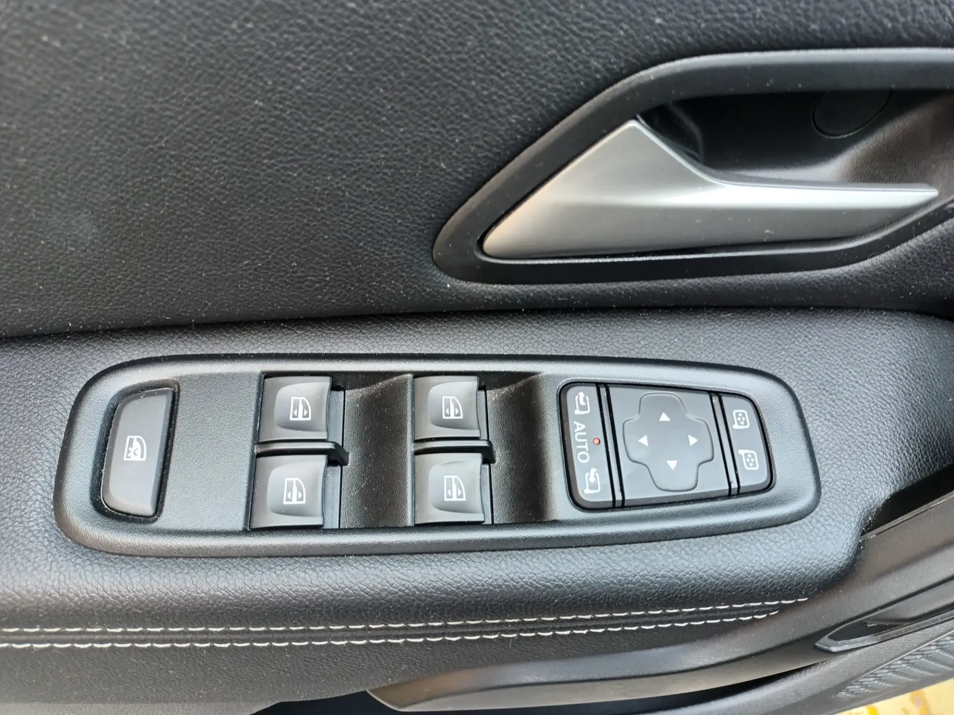 Dacia Duster 1.0 TCe Journey 14