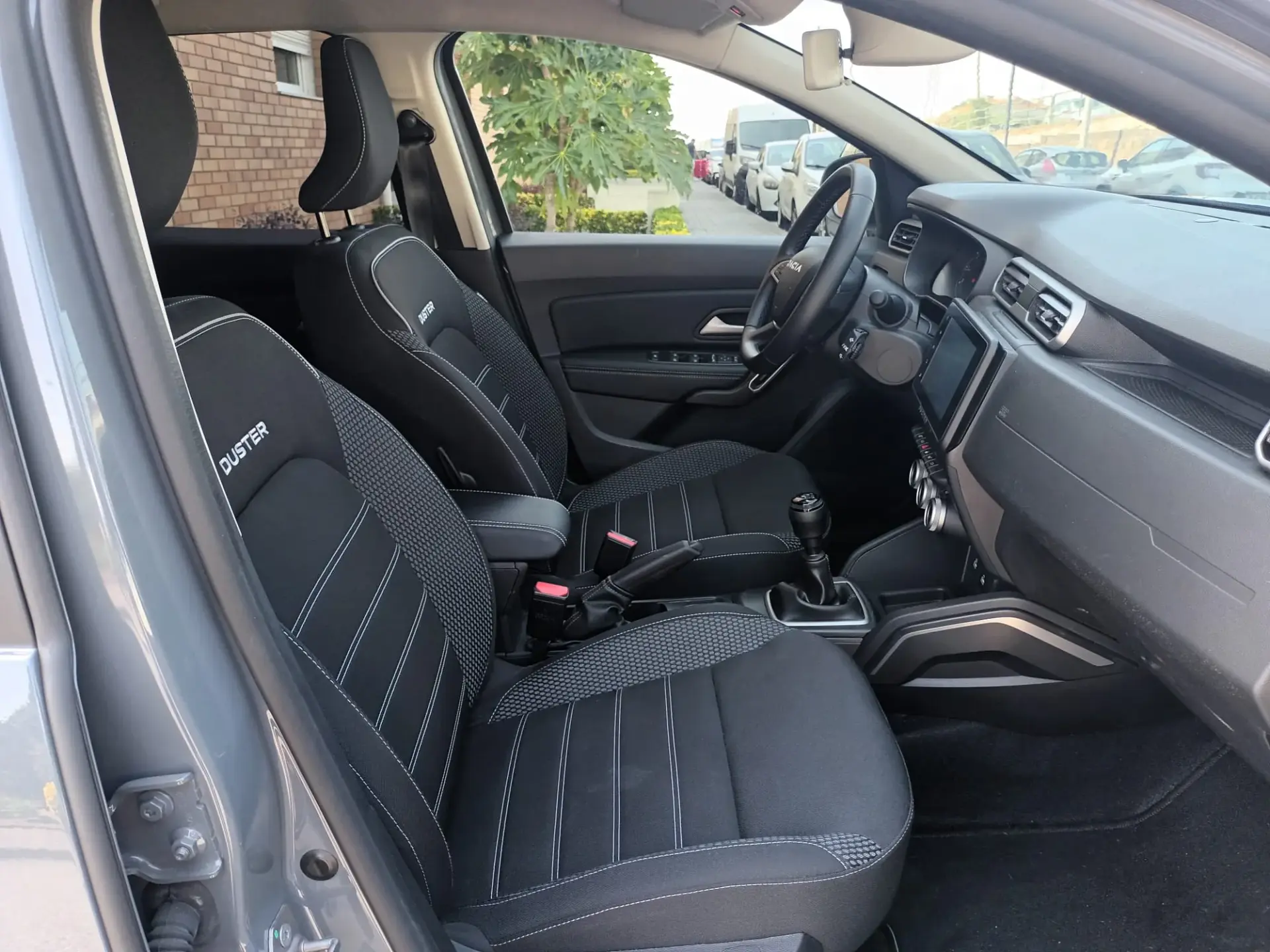 Dacia Duster 1.0 TCe Journey 17