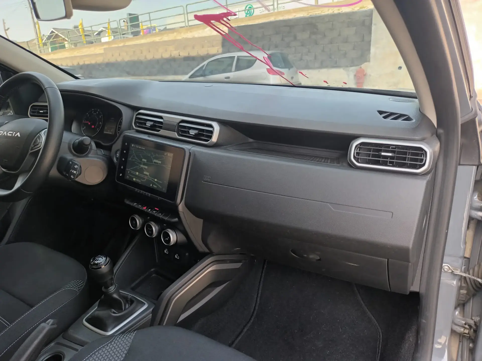 Dacia Duster 1.0 TCe Journey 18