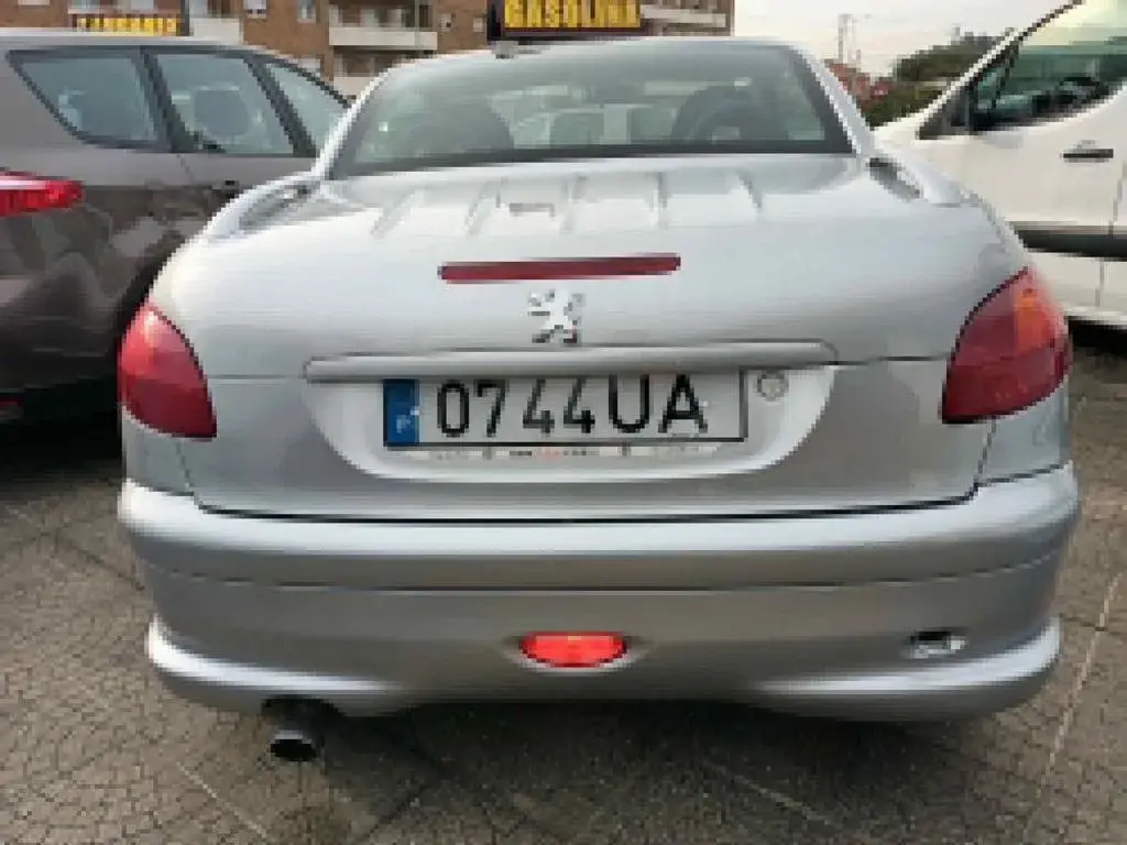 Peugeot 206 CC 2.0 6