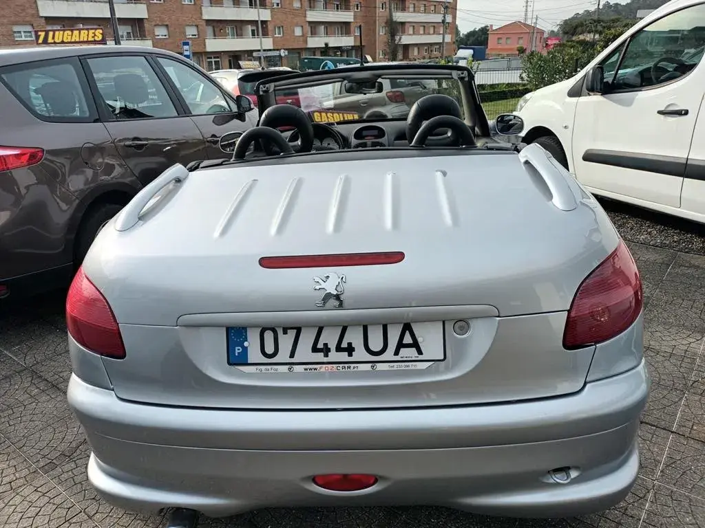 Peugeot 206 CC 2.0 7