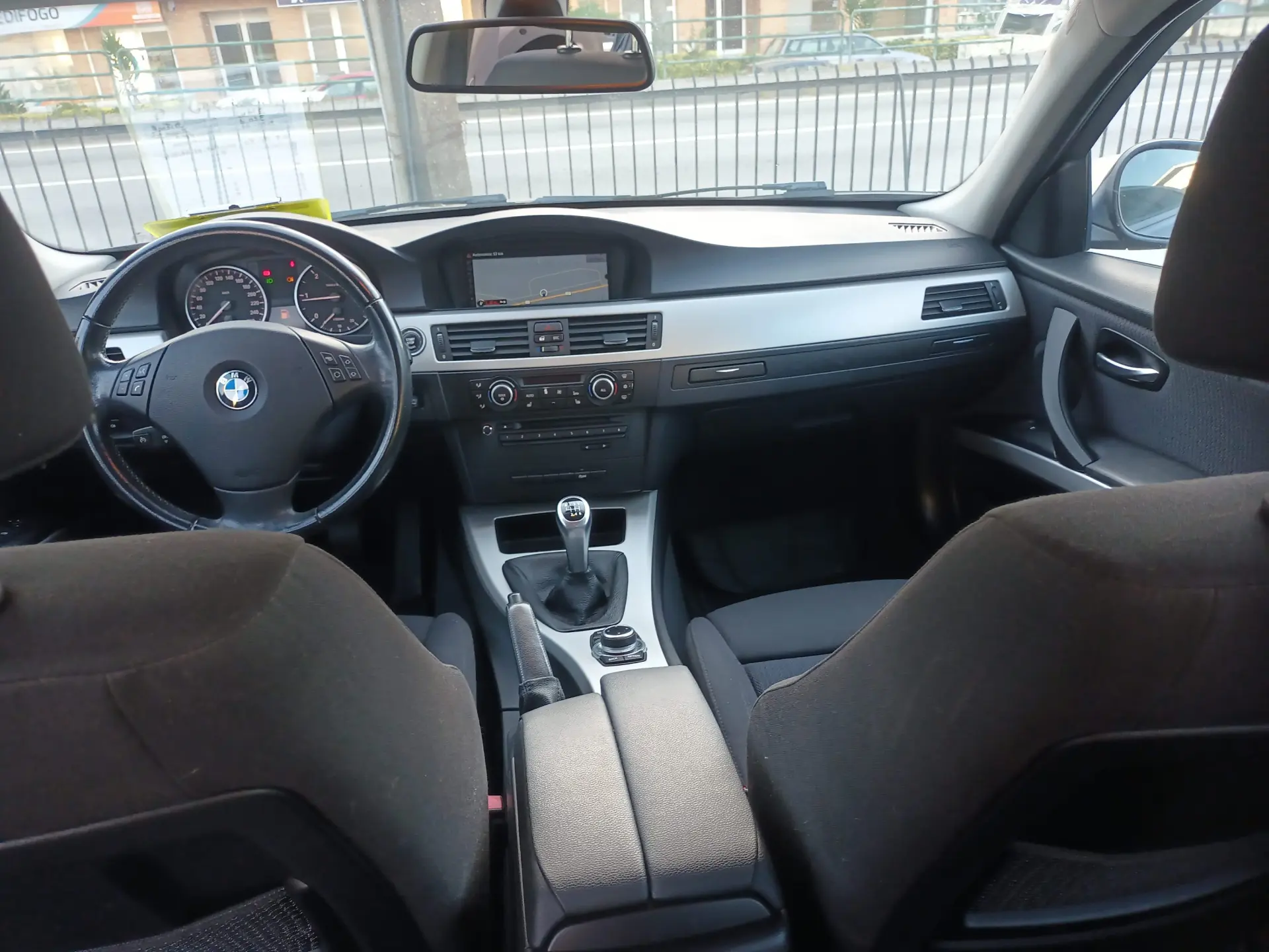 BMW 320 d Navigation 13