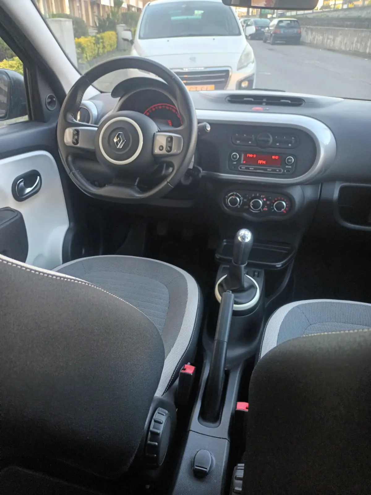 Renault Twingo 1.0 SCe Limited 18