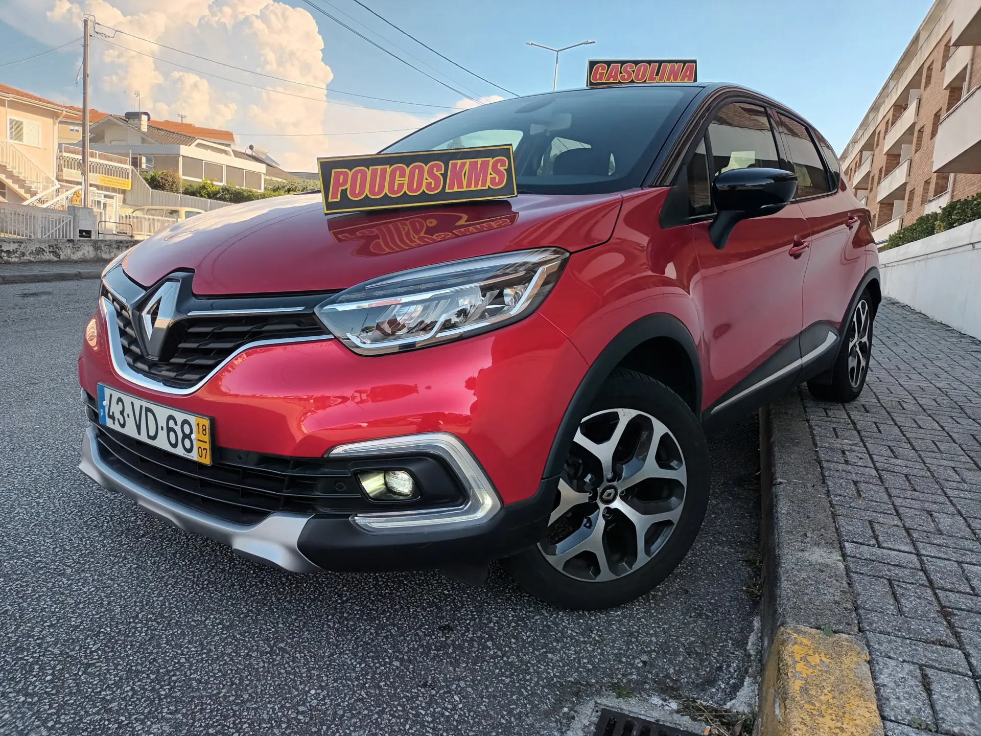 Renault Captur 1.0 TCe Exclusive 1