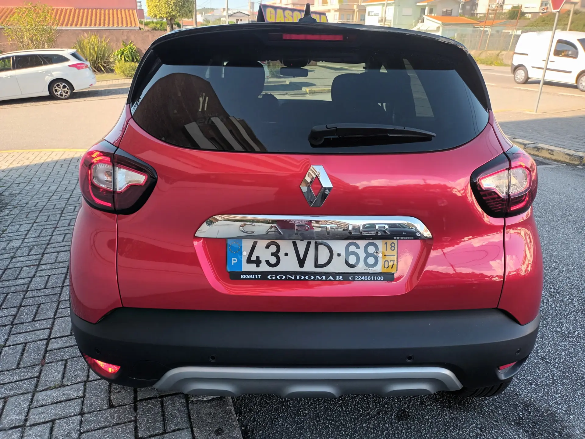 Renault Captur 1.0 TCe Exclusive 5