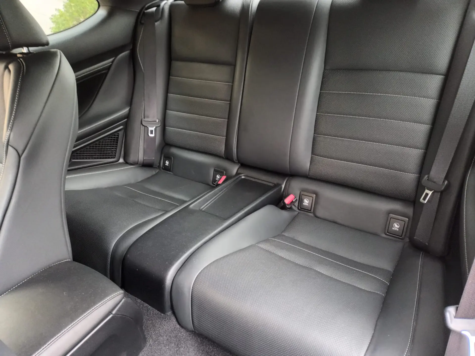 Lexus RC 300h F Sport 18