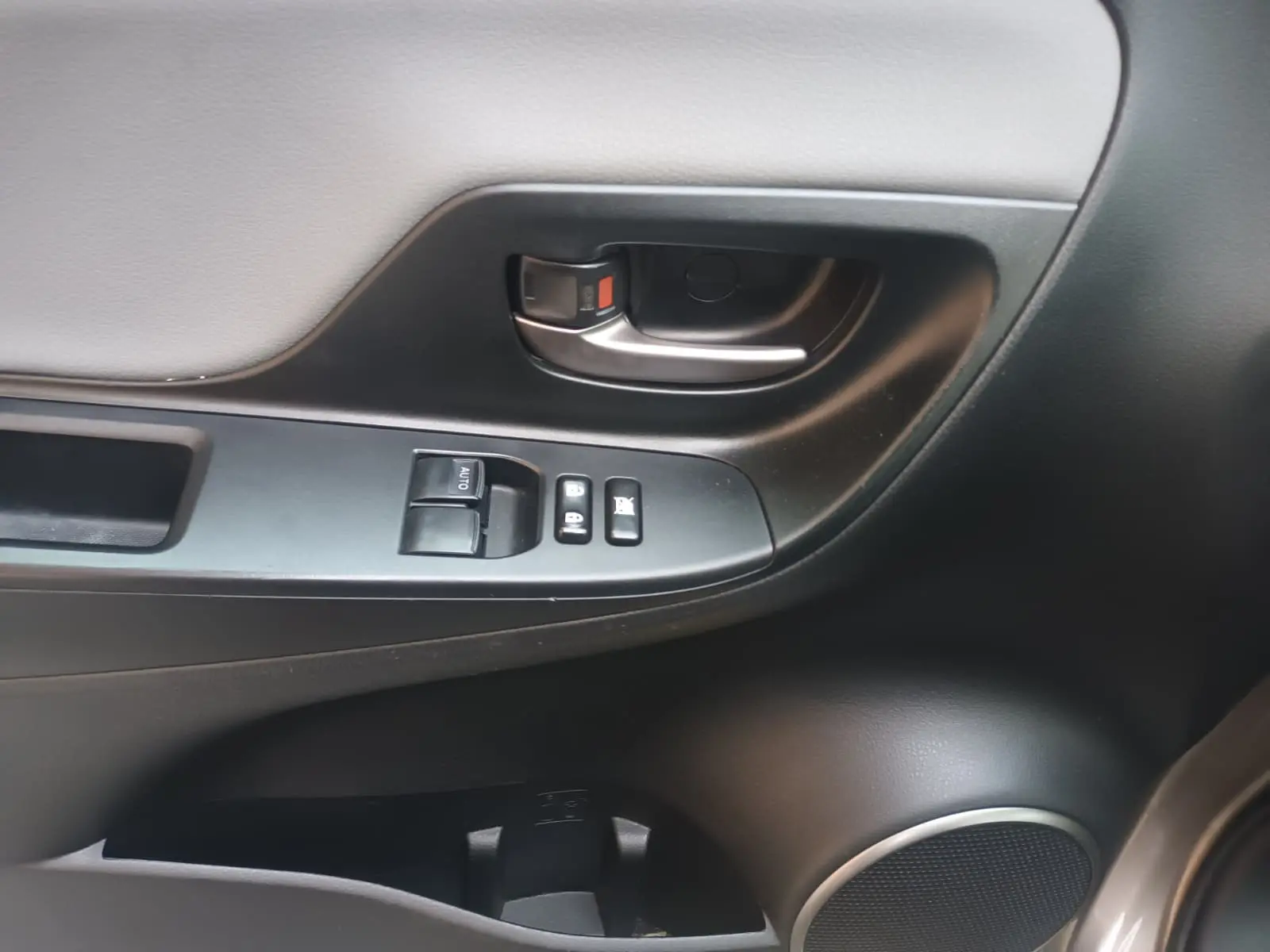 Toyota Yaris 1.4 D-4D ACtive 13