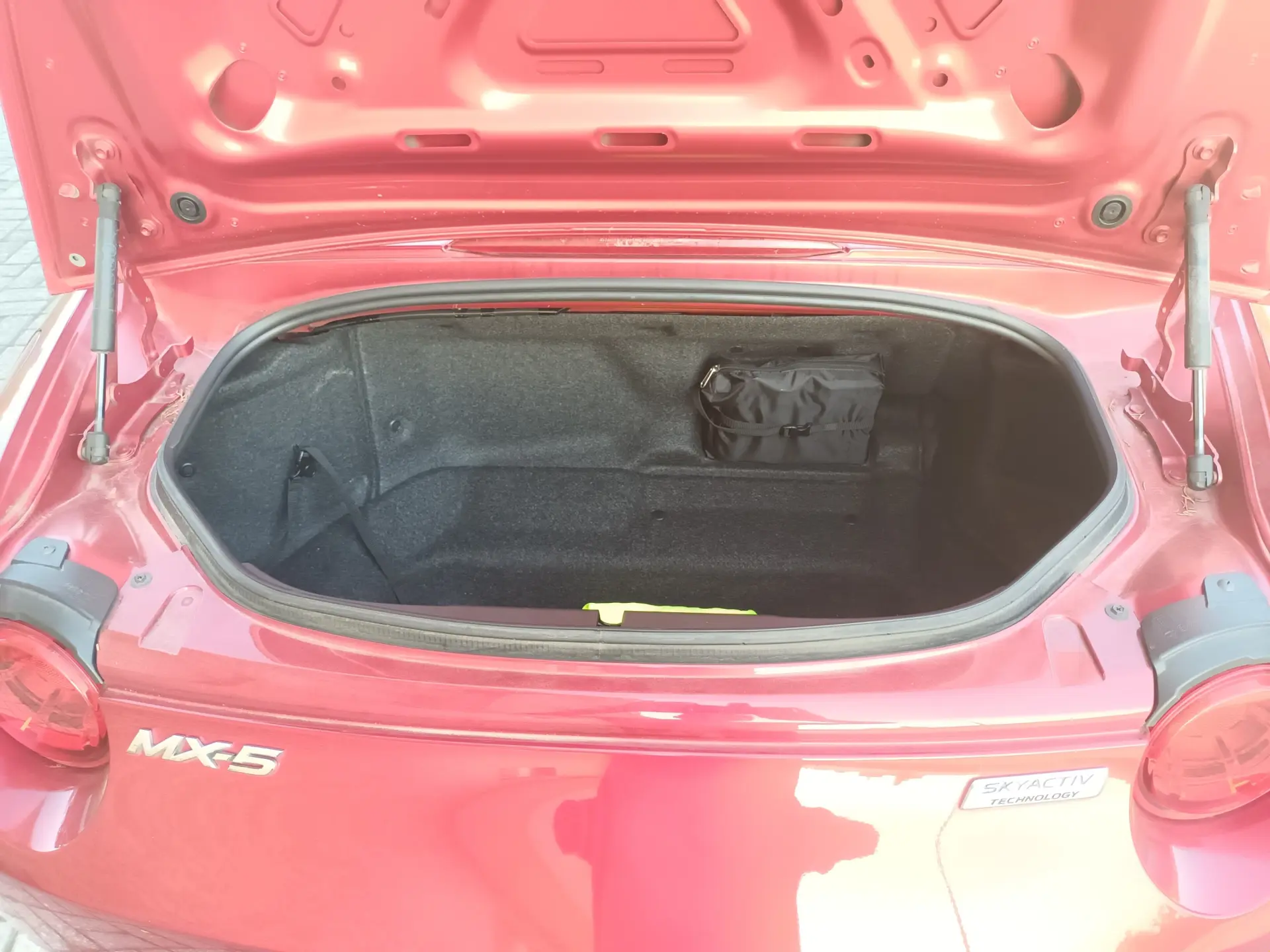 Mazda MX-5 MZR 1.5 RF Sky.Evolve HS Navi 13