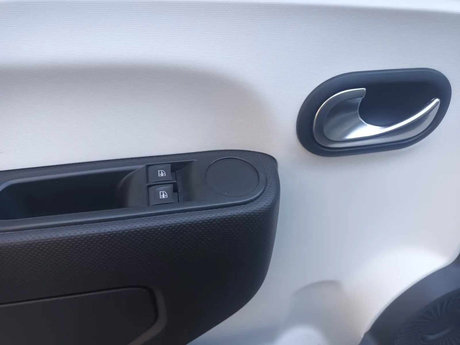 Renault Twingo 1.0 SCe Limited 13