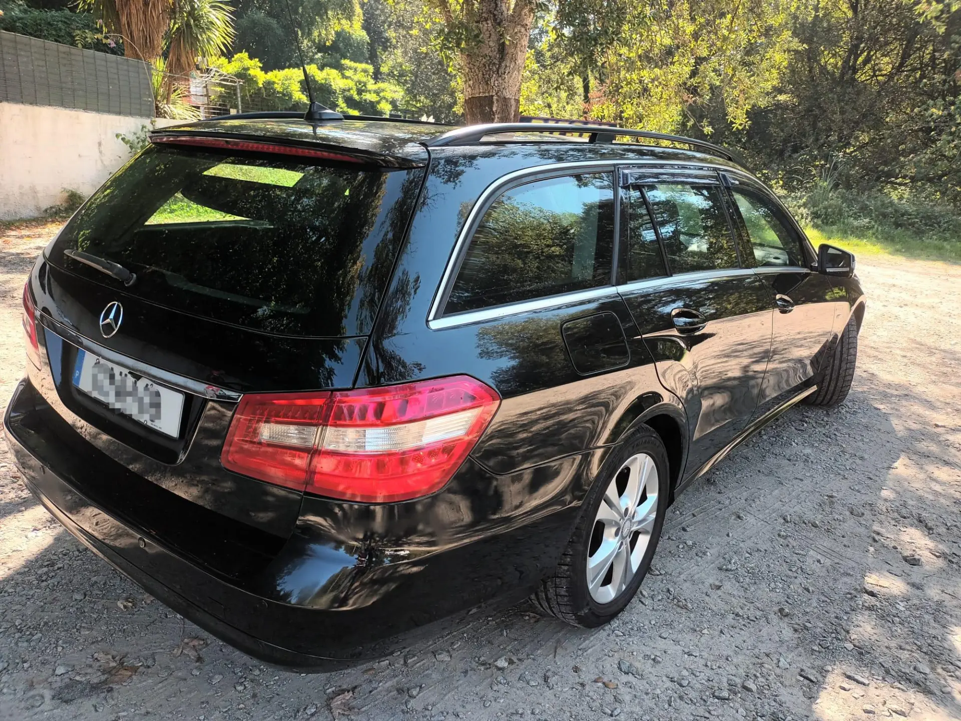 Mercedes-Benz E 200 BlueTEC Avantgarde Auto 5