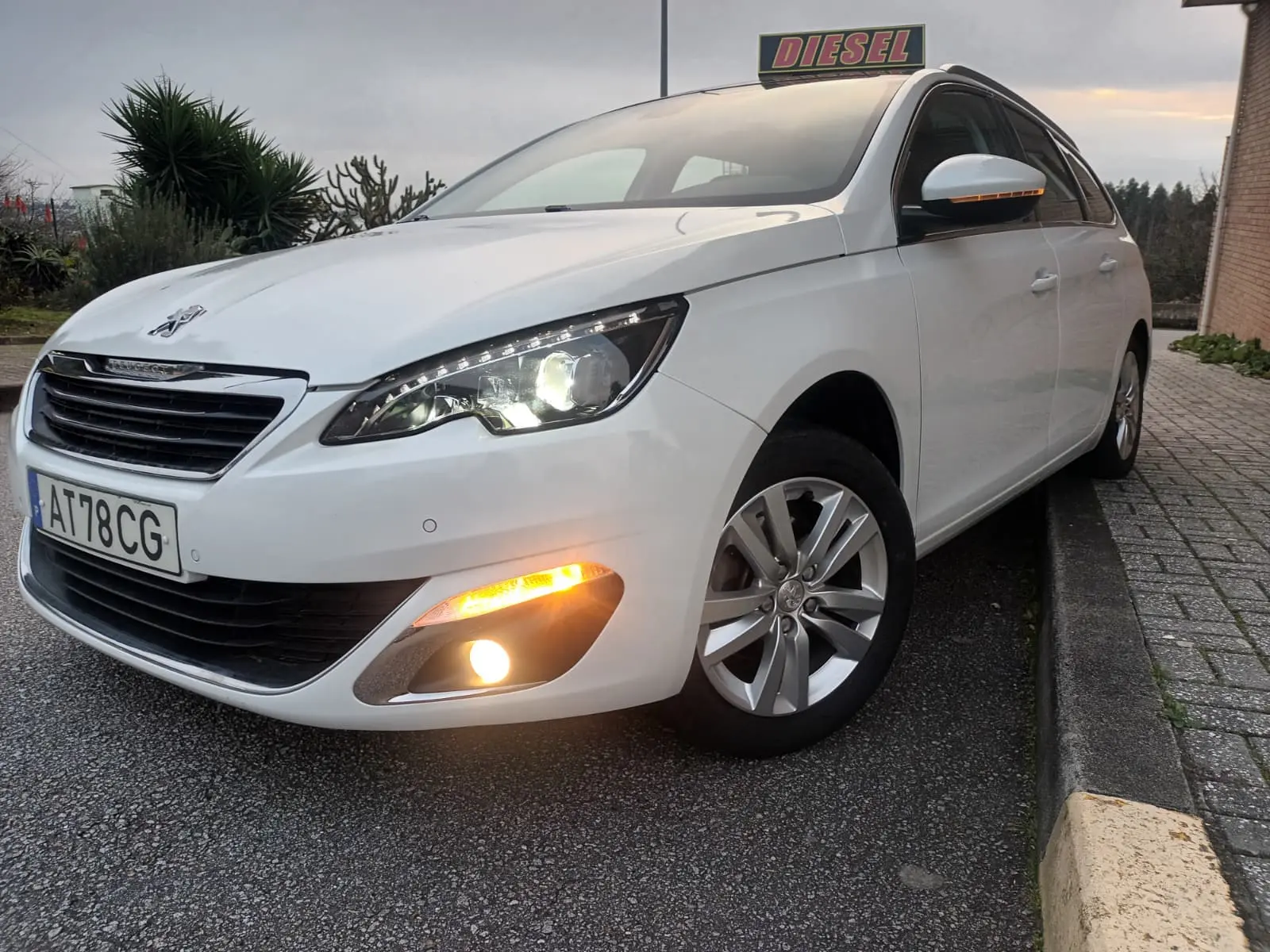 Peugeot 308 SW 1.6 e-HDi Active 5