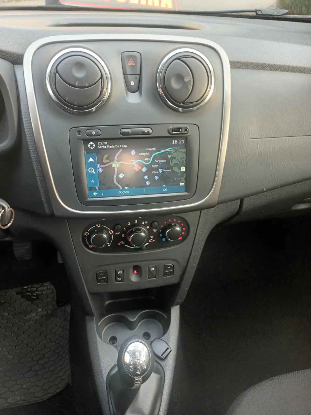 Dacia Sandero 0.9 TCe Stepway 14