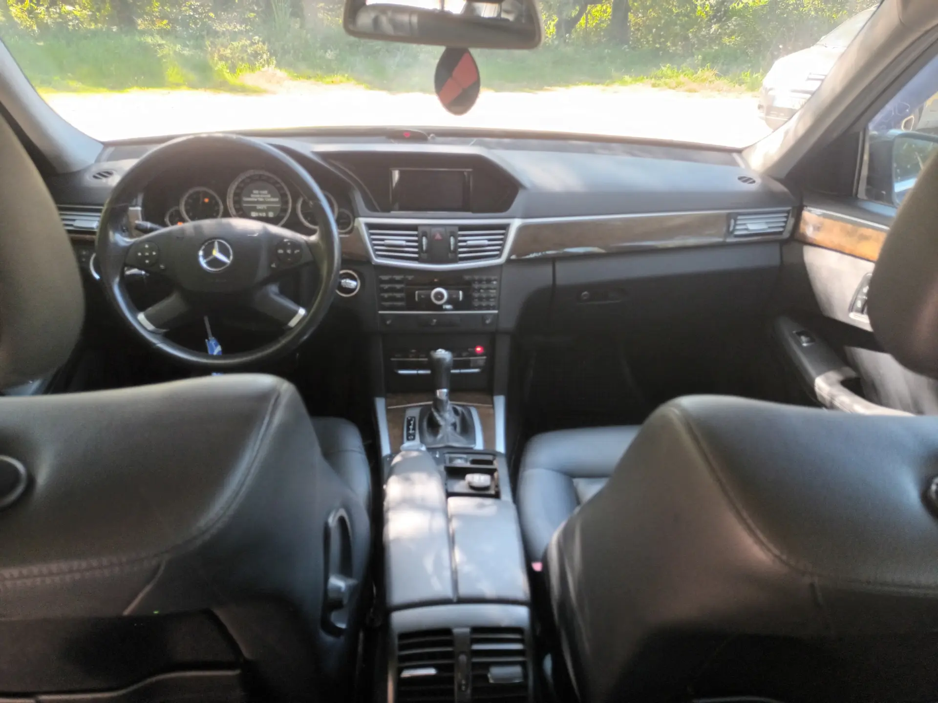 Mercedes-Benz E 200 BlueTEC Avantgarde Auto 12